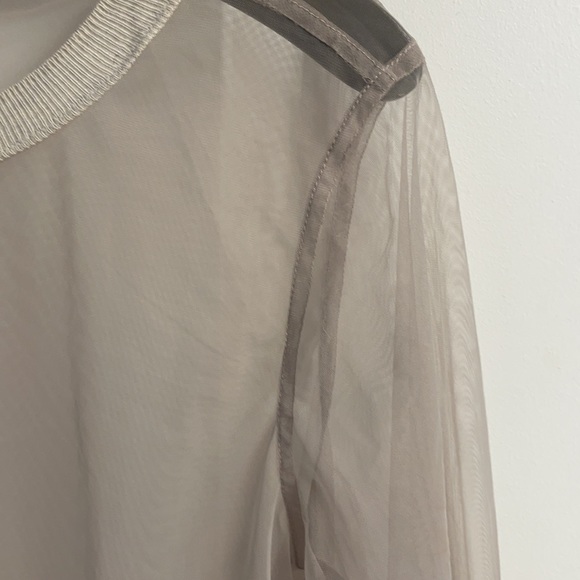 top - Picture 3 of 6